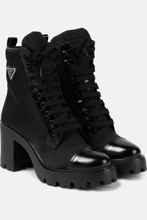 Prada Schnürstiefel mit Leder