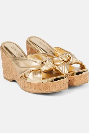 Jimmy Choo Wedge-Pantoletten Avenue aus Metallic-Leder