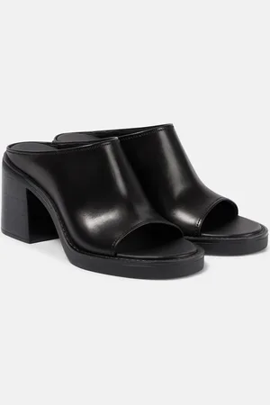 Miu Miu Pantoletten aus Leder
