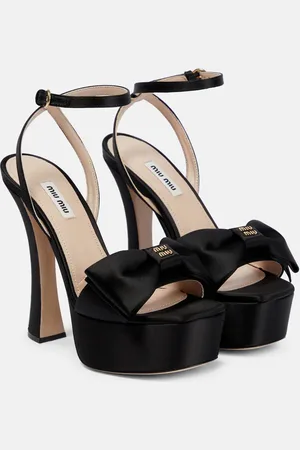 Miu newest Miu Riemchen Sandalen mit Nieten Gr. 40,5