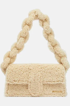 Jacquemus Schultertasche Le Bambidou aus Shearling