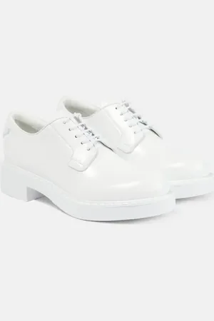 Prada Schnürschuhe aus Leder