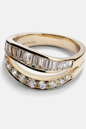 Anita Ring aus 18kt Gelbgold mit Diamanten