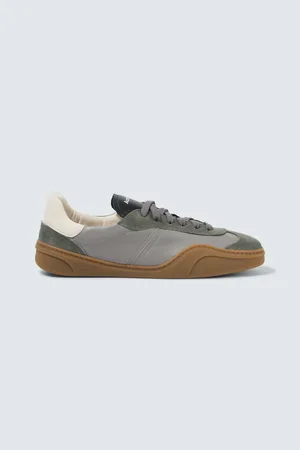 Acne Studios Sneakers Bars M aus Leder und Veloursleder