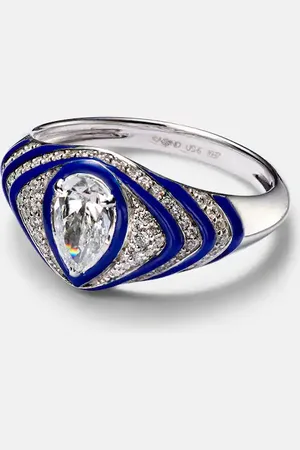Kamyen Ring Striped Pear aus 18kt Weißgold mit Emaille und Diamanten