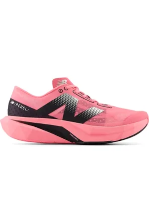 New Balance Herren FuelCell Rebel v4 in , Synthetik, Größe 40