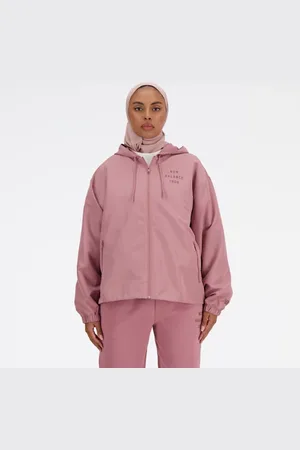 New Balance Damen Iconic Collegiate Woven Jacket in , Polywoven