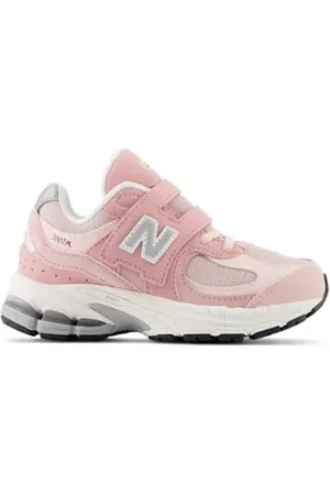 New Balance Kinder 2002 Hook & Loop in , Leather