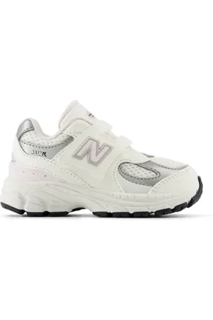 New Balance Kinder 2002 HOOK & LOOP in , Synthetic