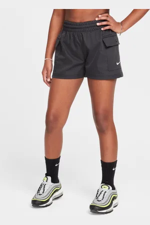 Nike Sportswear gewebte Cargoshorts (Mädchen)