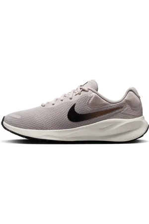 Nike Revolution 7 Damen-Straßenlaufschuh
