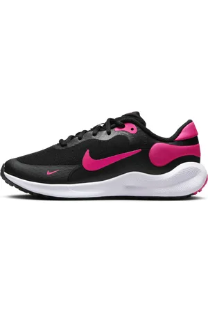 Nike Revolution 7 Straßenlaufschuh (ältere Kinder)