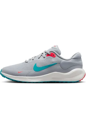 Nike Revolution 7 Straßenlaufschuh (ältere Kinder)