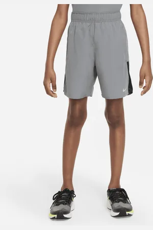 Nike Dri-FIT Challenger Trainingsshorts für ältere Kinder (Jungen)