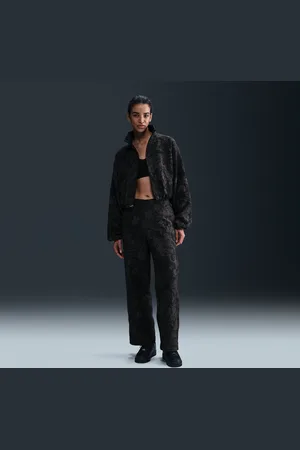 Nike Sportswear Collection Jacquard-Trainingshose mit mittelhohem Bund (Damen)