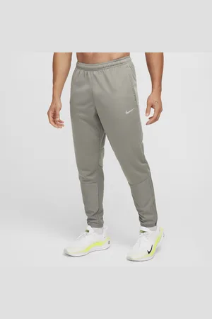Nike Sphere Challenger wasserabweisende Therma-FIT-Laufjacke (Herren)