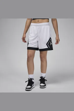 Jordan Sport Damenshorts mit diamantförmigen Akzenten