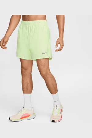 Nike Challenger vielseitige 2-in-1-Shorts mit Dri-FIT-Technologie (Herren, ca. 13 cm)