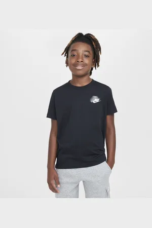 Nike Sportswear Standard Issue T-Shirt mit Grafik (ältere Kinder, Jungen)
