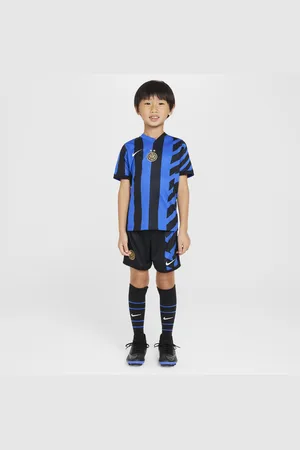 Nike Inter Mailand 2024/25 Stadium Home dreiteiliges Replika Fußballtrikot-Set (jüngere Kinder)