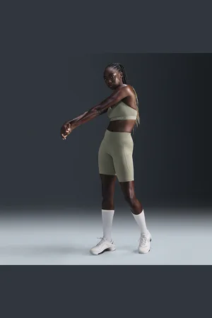Nike One Bike Shorts mit Taschen und hohem Bund für Damen (ca. 20,5 cm)