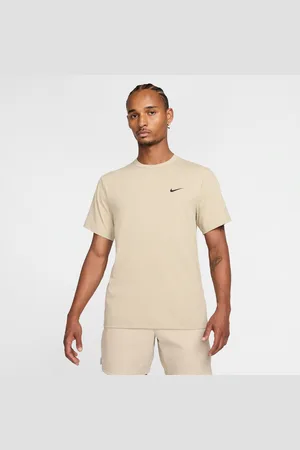 Nike Hyverse vielseitiges Dri-FIT UV Kurzarm-Oberteil für Herren