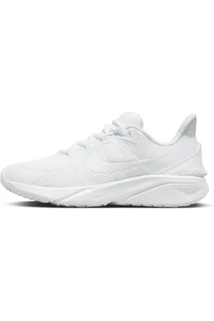 Nike Star Runner 4 Straßenlaufschuh für ältere Kinder