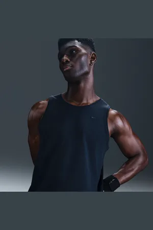 Nike Primary vielseitiges Dri-FIT-Tanktop für Herren