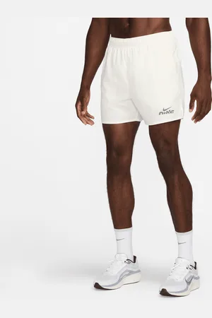 Nike Challenger Flash gefütterte Dri-FIT-Laufshorts (ca. 13 cm) (Herren)