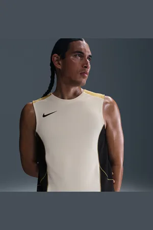 Nike Strike+ ärmelloses Dri-FIT Fußballshirt (Herren)