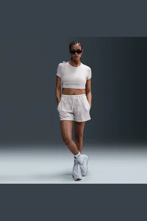 Nike Sportswear Chill Terry Shorts aus French Terry mit Print und mittelhohem Bund (Damen)