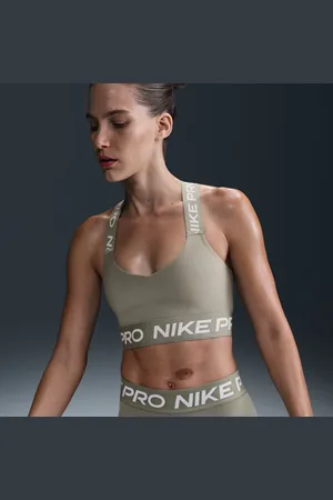 Nike Pro gepolsterter Sport-BH mit leichtem Halt