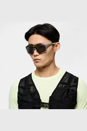 Nike Charged Shield Sonnenbrille