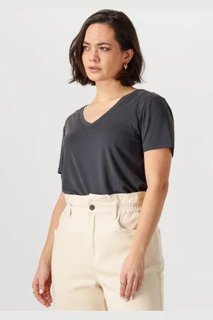 Catwalk Junkie Damen Tops & T-Shirts Tshirt With Vneck - - Größe 34