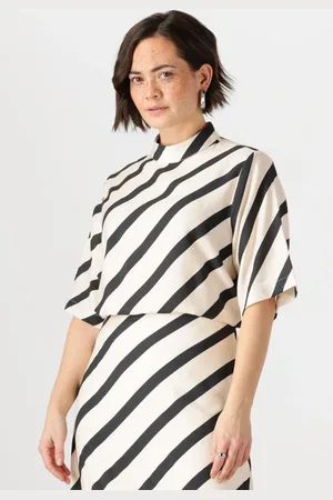 Jansen Amsterdam Damen Blusen Teddie Blouse Bs 116 Short Sleeve High Neck - - Größe 34