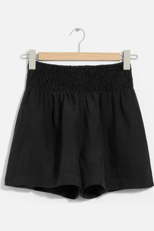 & OTHER STORIES Gesmokte Shorts