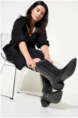 STUDIO UNTOLD Cowboy-Boots echtes Leder Metallic-Nieten Stiefel schwarz 40 EU