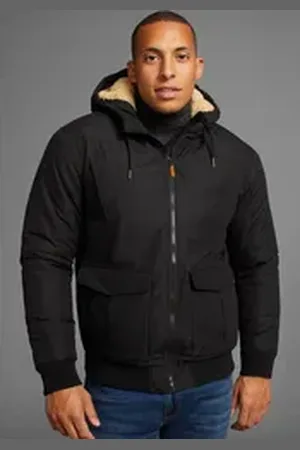 Bruno Banani Winterjacke aus Baumwolle und Polyester, hochschließender Kragen schwarz L