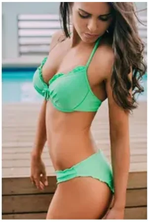 AvaMia Bügel-Bikini Vorgeformtes Bügel-Bikinitop mit Bikinihose Low Rüschchen Bikini Set (Bikinihose und Bikinitop) unitfarben uni grün L