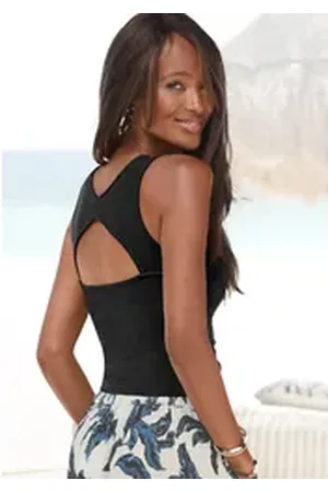 QS by s.Oliver Ripptanktop mit Cut-outs im Rücken, sportliches Damentop aus elastischer Baumwolle schwarz 32/34