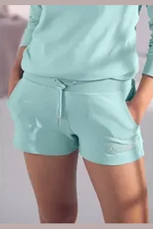 Bench Sweatshorts mit glänzender Logostickerei, Loungewear, Loungeanzug grün 52/54