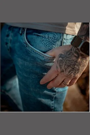 Yakuza Straight-Jeans Thrusters blau W 30