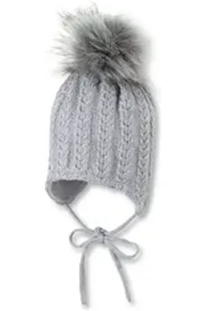 Sterntaler ® Strickmütze Strickmütze (1-St., Strick Beanie für Kinder mit Ohrenklappen und Bindebänder) Mütze mit Kunstfell-Pompon mit Zopf-Muster silberfarben 47 cm