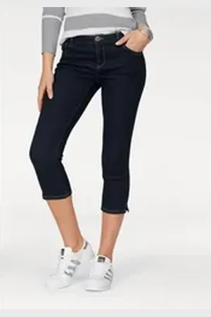 ARIZONA Caprijeans Ultra-Stretch extra-enger Schnitt, modischer Beinabschluss mit Schlitz blau 50