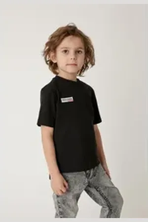 Gulliver T-Shirt mit trendigem Rückenprint rot|schwarz 104