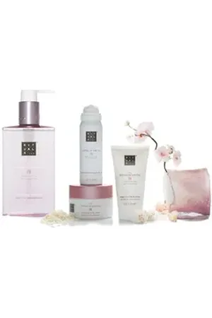 Rituals Pflege-Geschenkset The Ritual of Sakura Körperpeeling, Seife, Duschschaum, Luxuriöse Set Geschenkset, 4-tlg., Peeling natürliche Inhaltsstoffe, Waschgel luxuriöse Hautpflege