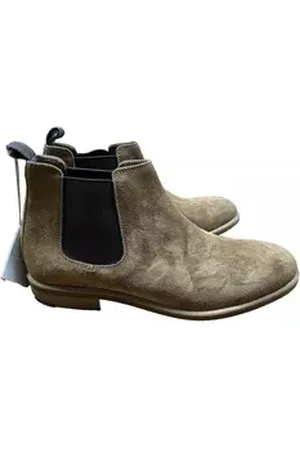 Brunello Cucinelli Suede Chelsea Boots – Exquisite Handwerkskunst aus Italien Chelseaboots Herringbone-Fersenschlaufe, elastische Seiteneinsätze