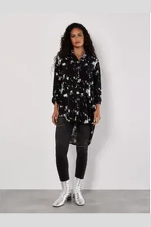 Apricot Longshirt Longshirt, mit Wolkendruck schwarz S (36)