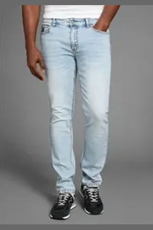 Bruno Banani Straight-Jeans Hutch gerade Beinform, teilweise mit modischen Destroyed-Effekten blau 40