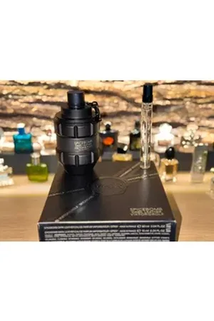 Viktor & Rolf Eau de Parfum Spicebomb Dark Leather
